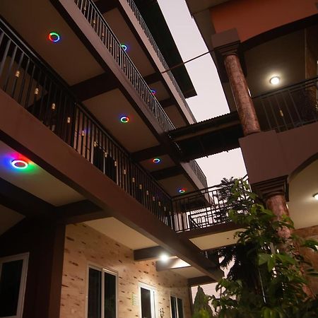 Homey Lodge Kumasi Exterior foto
