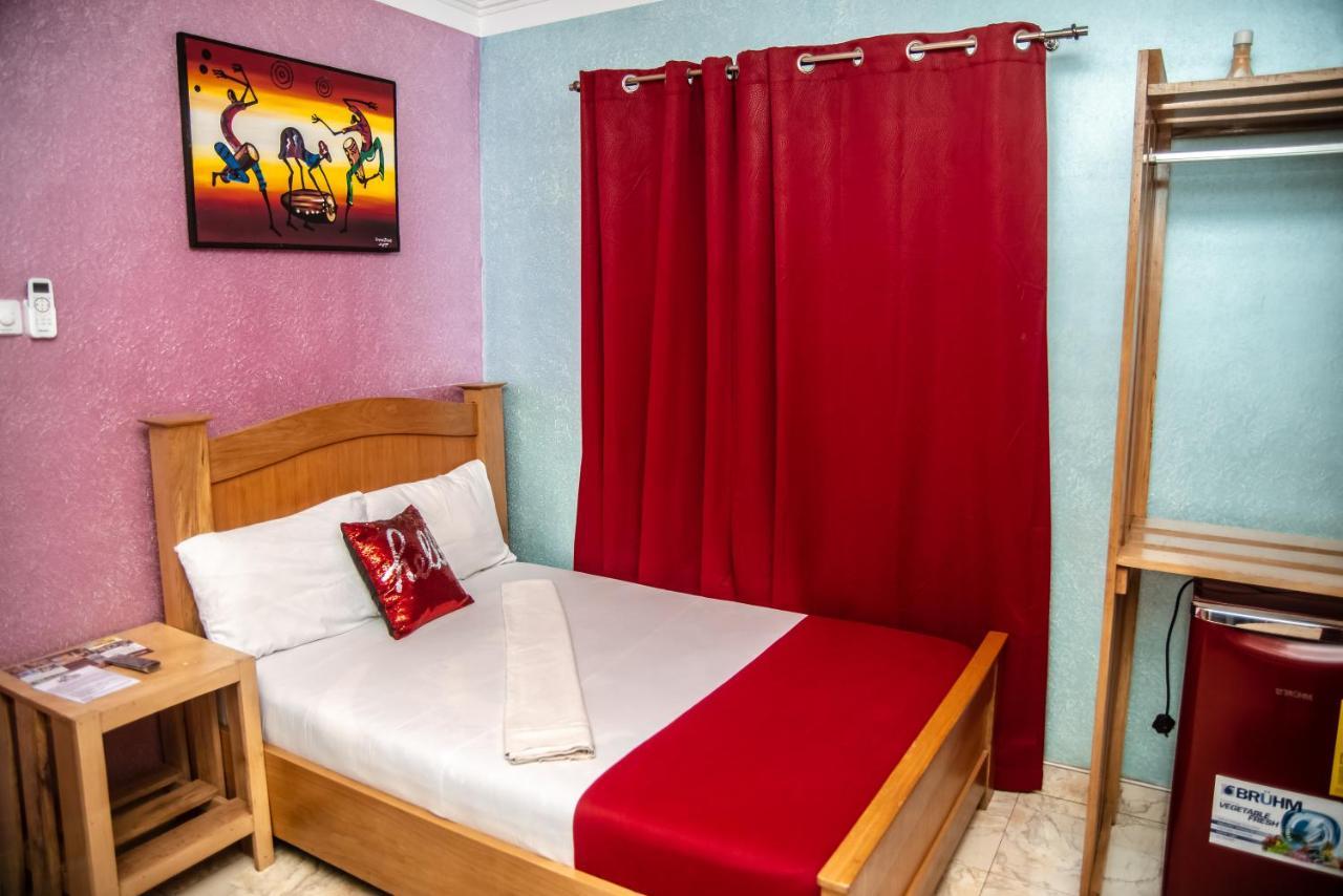 Homey Lodge Kumasi Exterior foto
