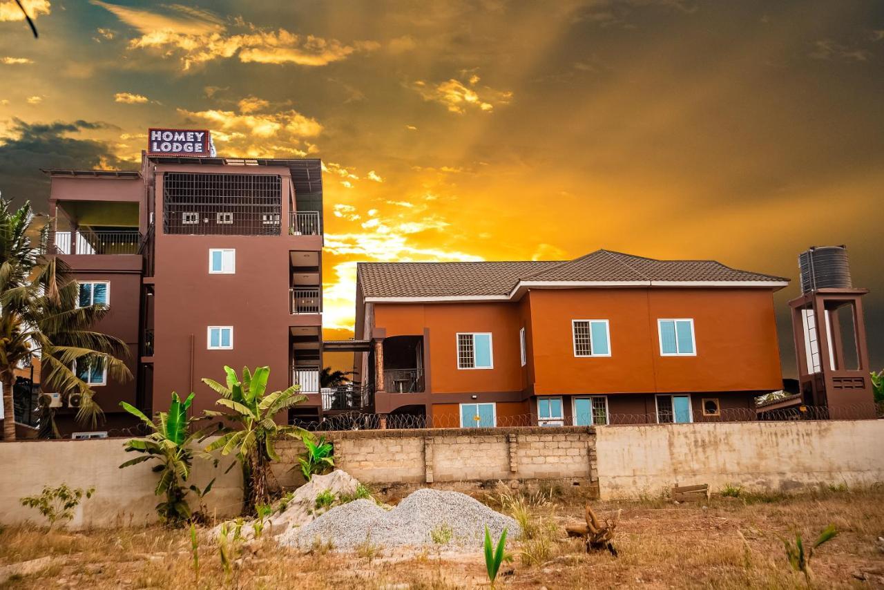 Homey Lodge Kumasi Exterior foto