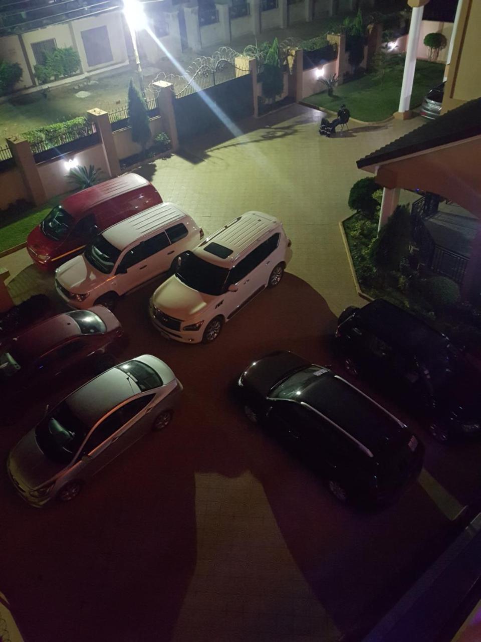 Homey Lodge Kumasi Exterior foto